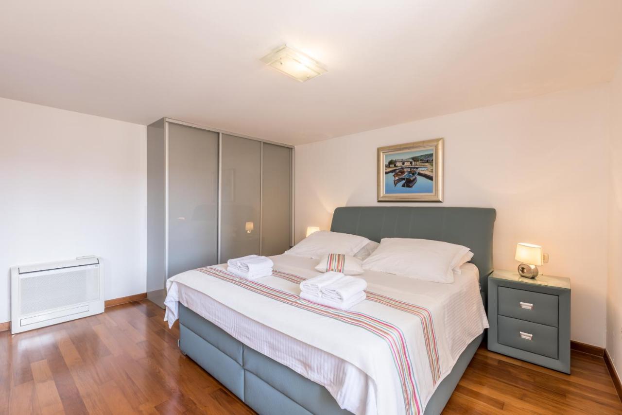 Peristil Apartment スプリト エクステリア 写真